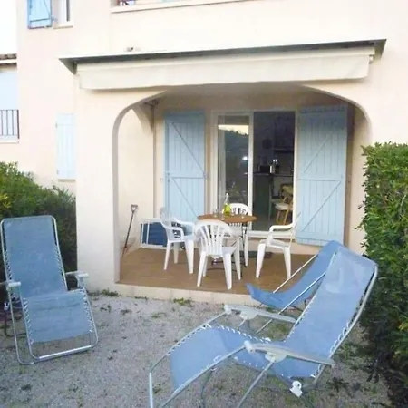 2 Pieces En Rez De Jardin Residence Avec Piscine